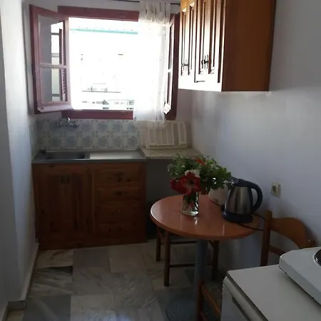 아파트 Harry's Bar & 2 *