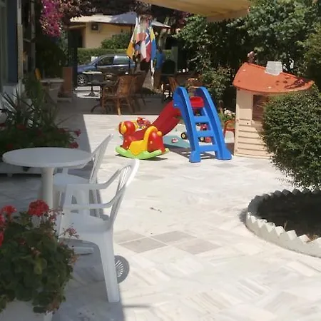 公寓 Harry's Bar & 2 *